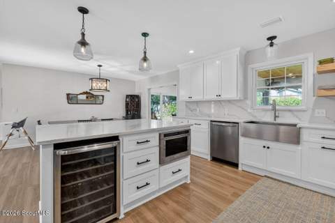 549 Marsh Circle, St. Simons Island GA - photo 7 of 28