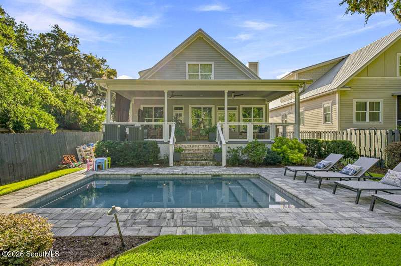4 bedroom Single Family Residence at 311 Peachtree Street, St. Simons Heights, St. Simons Island — photo 3