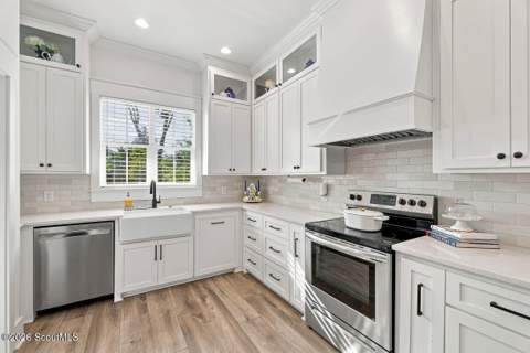 311 Peachtree Street, St. Simons Island GA - photo 11 of 53