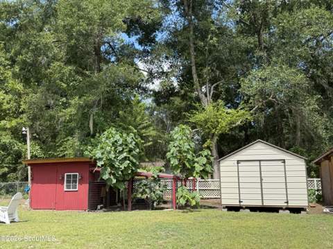 151 Navajo Road, Brunswick GA - photo 14 of 65