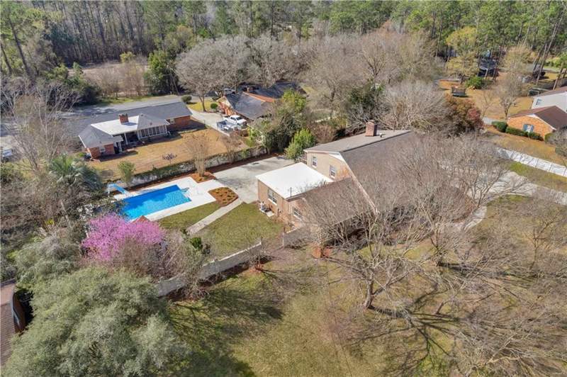 4 bedroom Single Family Residence at 1808 Seminole Trail, Cherokee Heights, Waycross — photo 4
