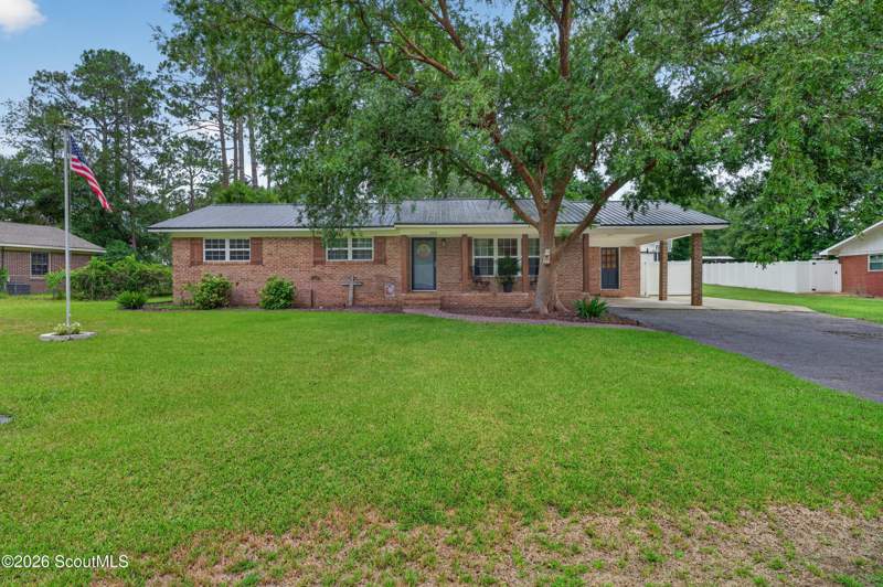 3 bedroom Single Family Residence at 222 Edgewood Drive, No Recorded Subdivision, Blackshear — photo 2