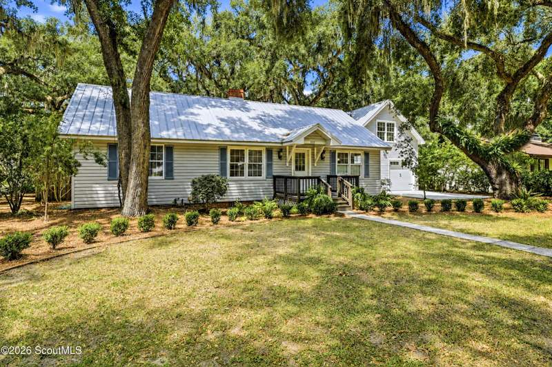 3 bedroom Single Family Residence at 322 Magnolia Avenue, Island Retreat - Sfr, St. Simons Island — photo 3