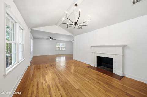 322 Magnolia Avenue, St. Simons Island GA - photo 7 of 60