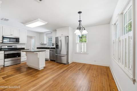 322 Magnolia Avenue, St. Simons Island GA - photo 17 of 60
