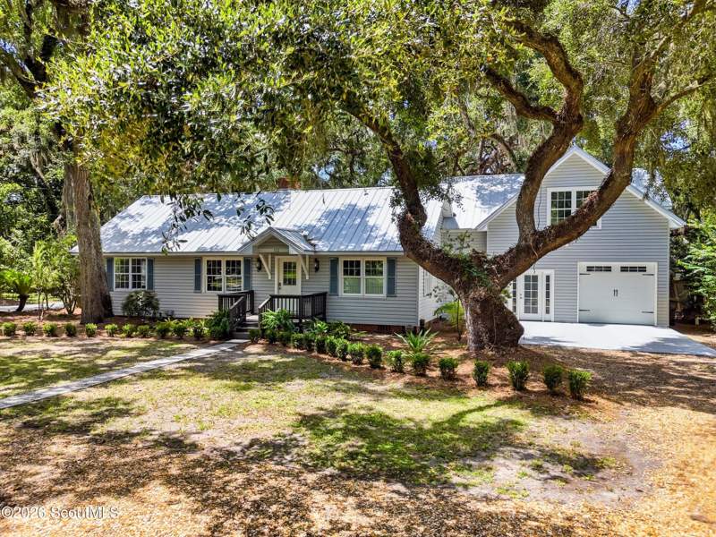 3 bedroom Single Family Residence at 322 Magnolia Avenue, Island Retreat - Sfr, St. Simons Island — photo 4
