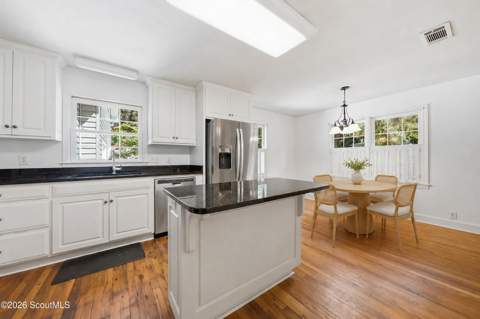 322 Magnolia Avenue, St. Simons Island GA - photo 20 of 60