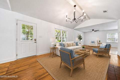 322 Magnolia Avenue, St. Simons Island GA - photo 10 of 60