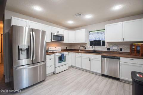 199 N Arizona Street, Kingsland GA - photo 6 of 21
