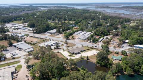 6120 New Jesup Highway, Brunswick GA - photo 9 of 38