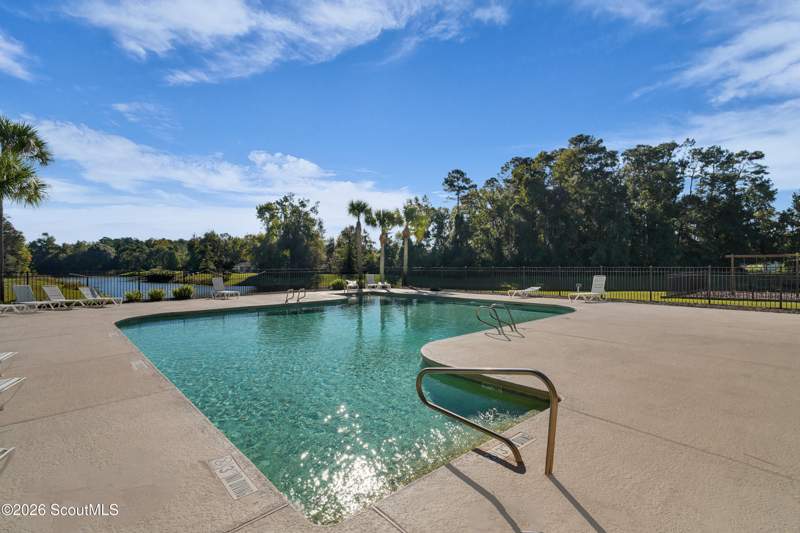 4 bedroom Single Family Residence at 48 Arbor Point, Country Walk, Brunswick — photo 4