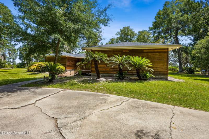 5 bedroom Single Family Residence at 1924 Cedar Court, River Marsh Landing, Waverly — photo 5