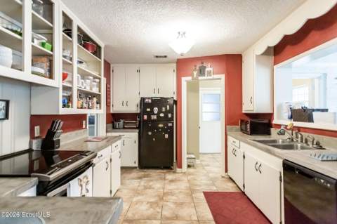1112 Hill Street, Waycross GA - photo 14 of 47