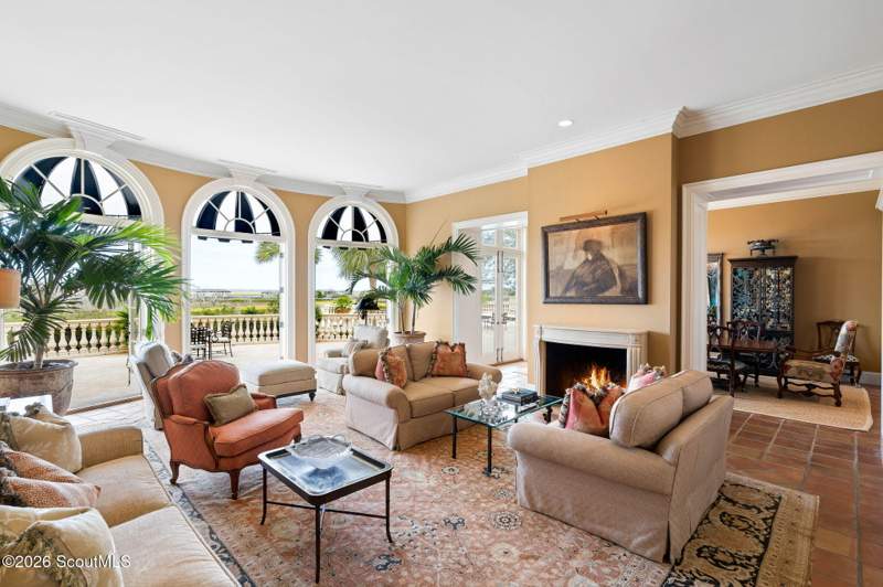 7 bedroom Single Family Residence at 318 W Forty Sixth Street, Sea Island Ex1, Sea Island — photo 5