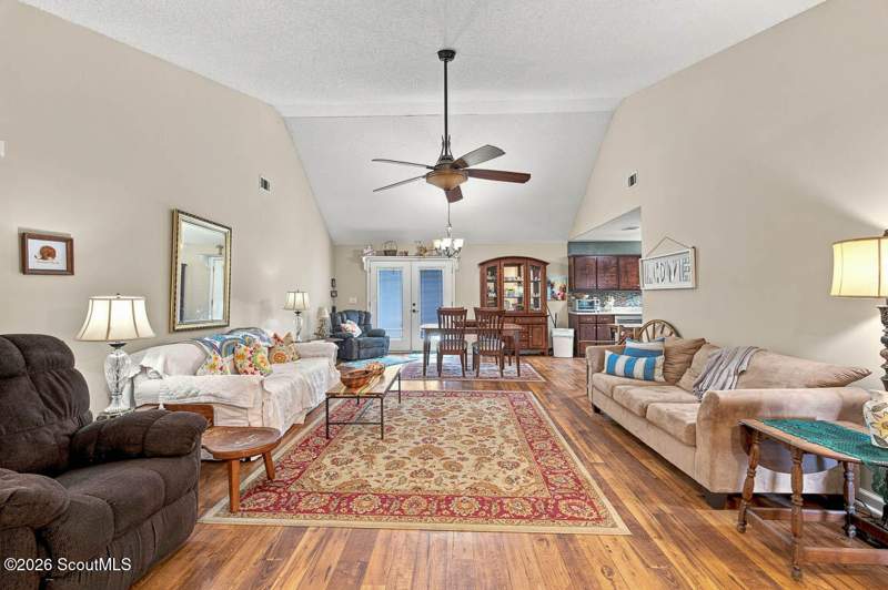 3 bedroom Single Family Residence at 4334 Smith Road, Coastal Pines, Townsend — photo 5