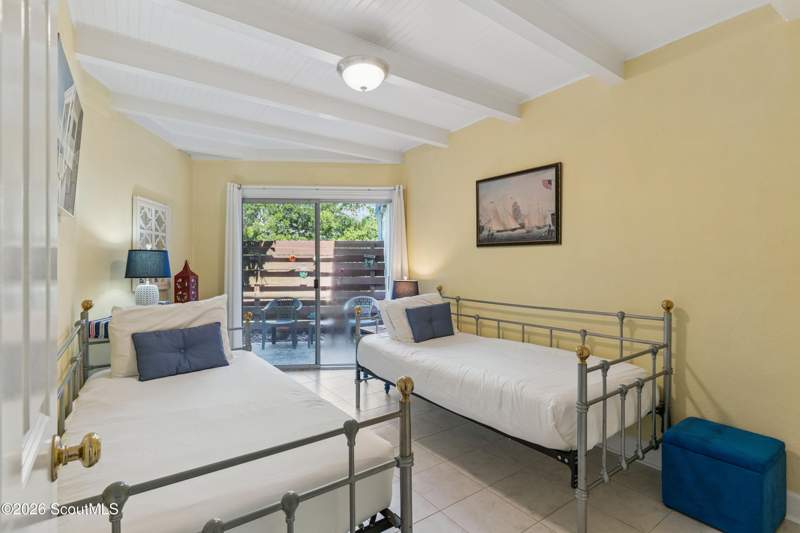 2 bedroom Condominium at 202 Olive Way, East Beach Villas Condos, St. Simons Island — photo 4