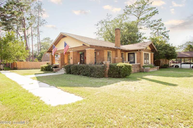 4 bedroom Single Family Residence at 711 Holly Street, Cherokee Heights, Waycross — photo 2