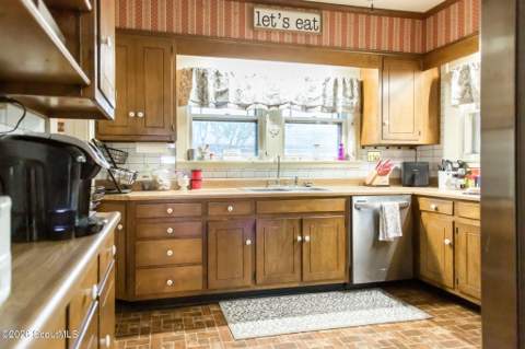 711 Holly Street, Waycross GA - photo 23 of 56