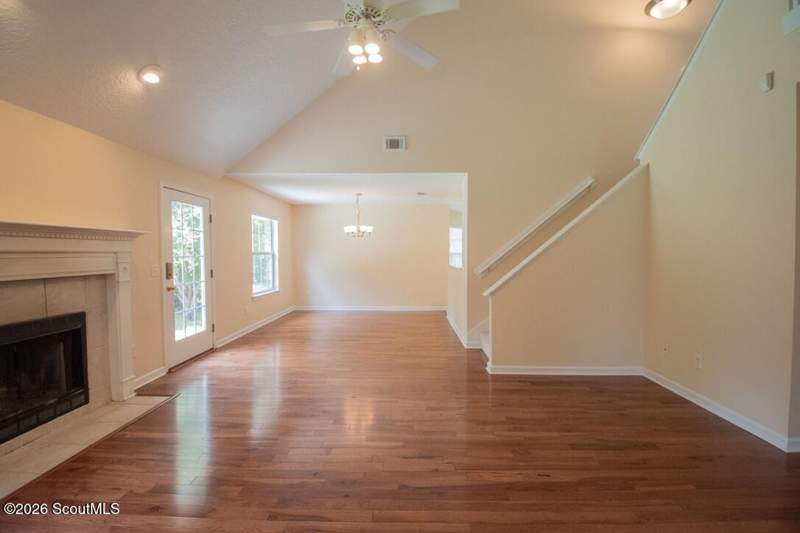 4 bedroom Single Family Residence at 808 E Riverview Drive, Riverview, St. Marys — photo 4