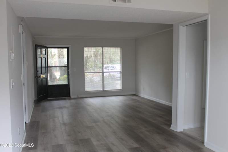 2 bedroom Condominium at 800 Mallery, Village Green Condos, St. Simons Island — photo 5