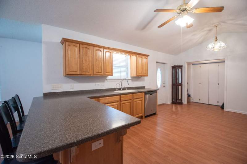3 bedroom Single Family Residence at 11 High Hill Drive, High Hill Lakes, Brunswick — photo 5