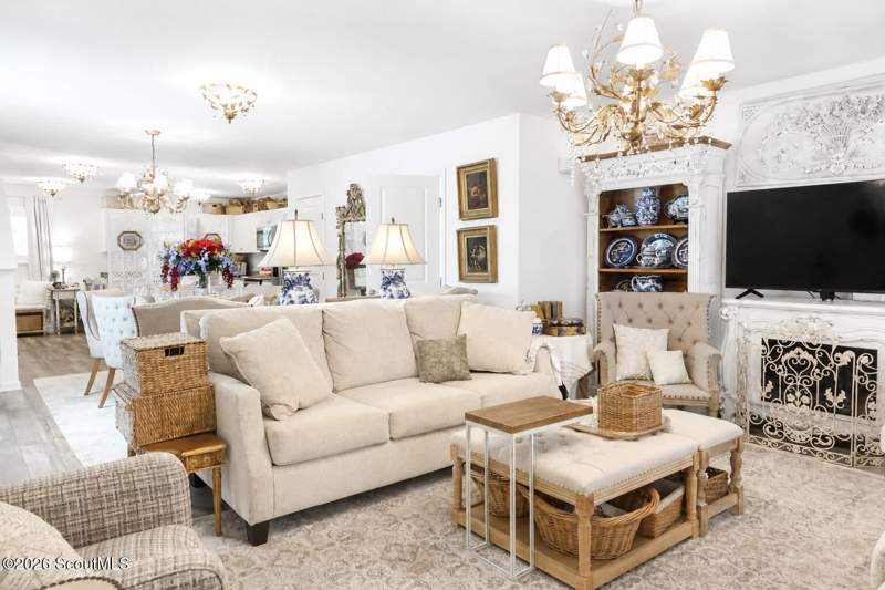4 bedroom Single Family Residence at 138 Mohr Club Drive, Cathead Landing, Darien — photo 2