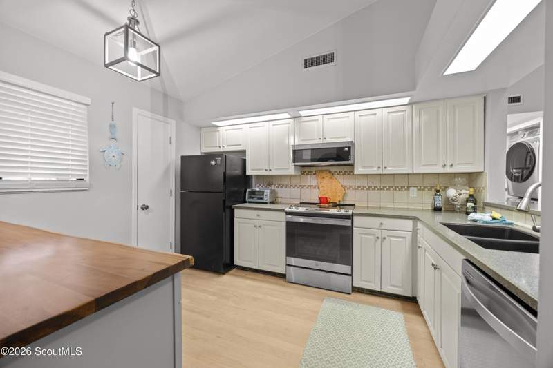 2 bedroom Condominium at 869 Wimbledon Drive, Courtside Villas Condos, St. Simons Island — photo 5