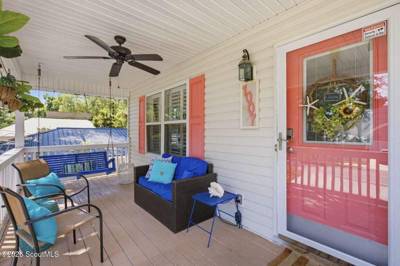 4 bedroom Single Family Residence at 1007 Mallery Street, Lincoln Field, St. Simons Island — photo 5