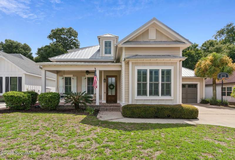 5 bedroom Single Family Residence at 180 Township Bluff Circle, Township Bluff, St. Simons Island — photo 2