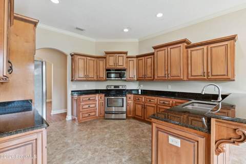 121 Belmont Circle, Brunswick GA - photo 11 of 46