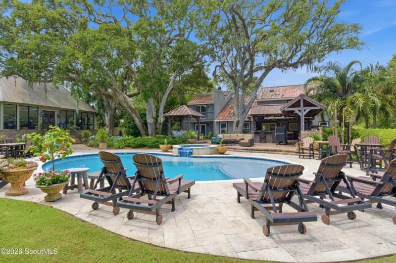 11 bedroom Single Family Residence at 65 Wildlife Preserve, Wildlife Preserve, St. Simons Island — photo 2