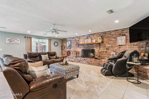 4595 New Jesup Highway, Brunswick GA - photo 6 of 41