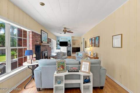 302 Reynolds Street, Brunswick GA - photo 15 of 47