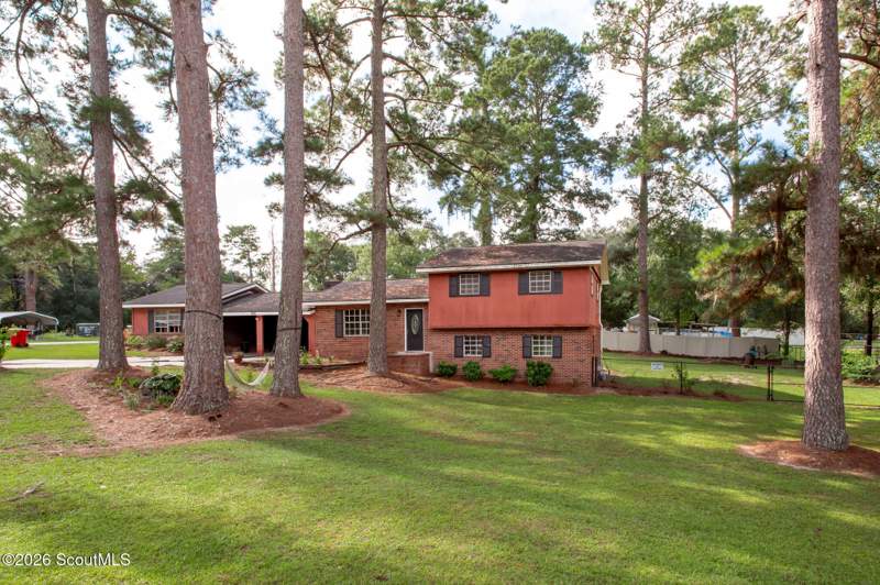 3 bedroom Single Family Residence at 9890 Central Avenue, No Recorded Subdivision, Waycross — photo 3