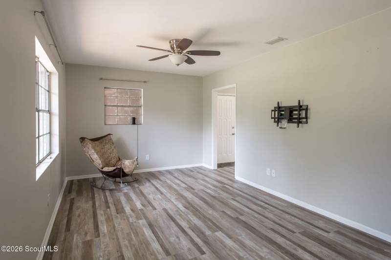 3 bedroom Single Family Residence at 9890 Central Avenue, No Recorded Subdivision, Waycross — photo 5