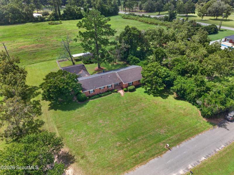 3 bedroom Single Family Residence at 2027 Ellis Lane, No Recorded Subdivision, Blackshear — photo 2