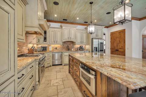 712 Hamilton Landing Drive, St. Simons Island GA - photo 13 of 47