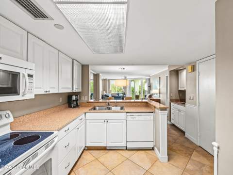 1470 Wood Avenue, St. Simons Island GA - photo 9 of 43