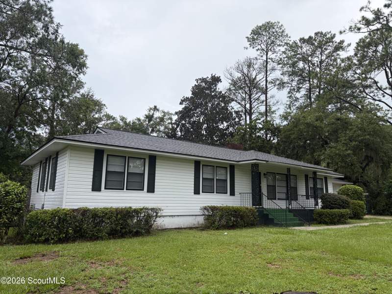 3 bedroom Single Family Residence at 1308 Jasmine Circle, No Recorded Subdivision, Waycross — photo 2