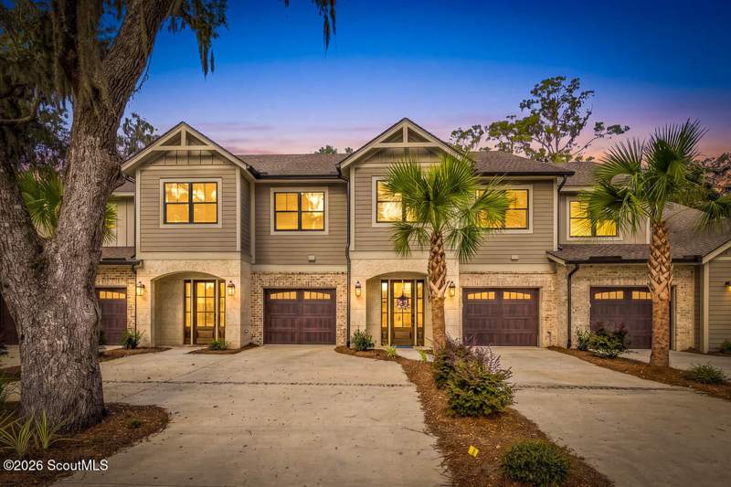 3 bedroom Single Family Residence at 195 Fifty Oaks Lane, Fifty Oaks, St. Simons Island — photo 1