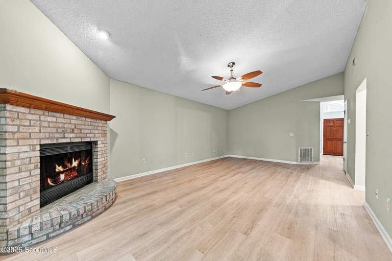 2 bedroom Single Family Residence at 102 Millers Trace Drive, Sugarmill, St. Marys — photo 3