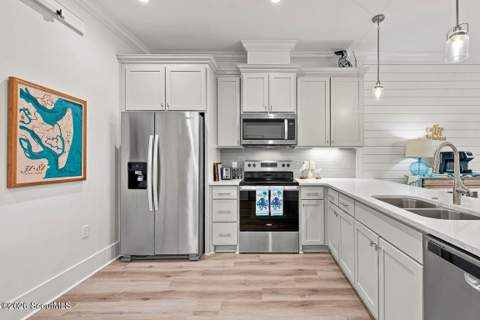 23 Harbor Road, Jekyll Island GA - photo 11 of 39