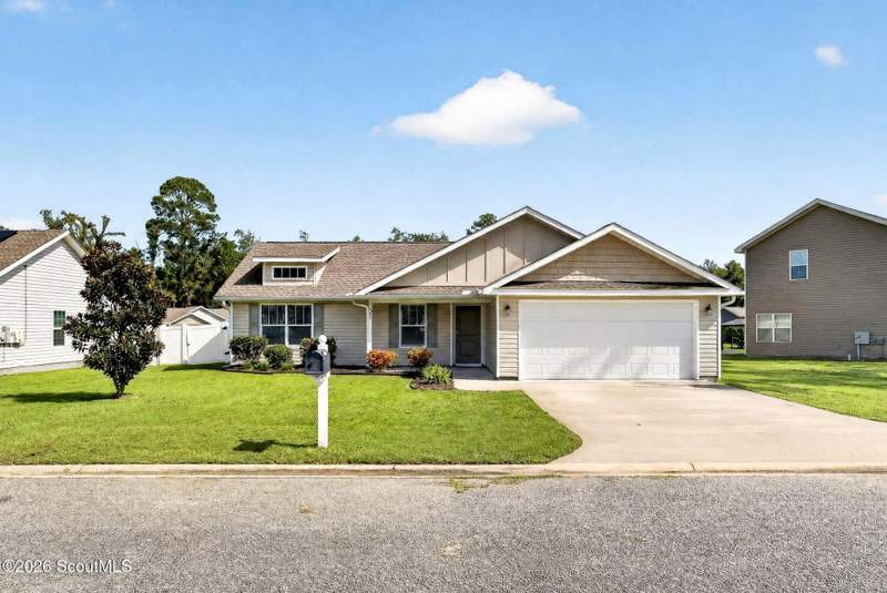 4 bedroom Single Family Residence at 361 Pecan Pointe Drive, The Grove at Pecan Pointe, Brunswick — photo 3
