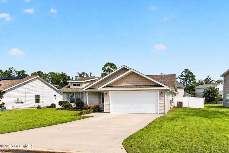 4 bedroom Single Family Residence at 361 Pecan Pointe Drive, The Grove at Pecan Pointe, Brunswick — photo 4