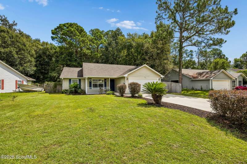 3 bedroom Single Family Residence at 124 Lake Ashley Drive, Lake Ashley, Kingsland — photo 2