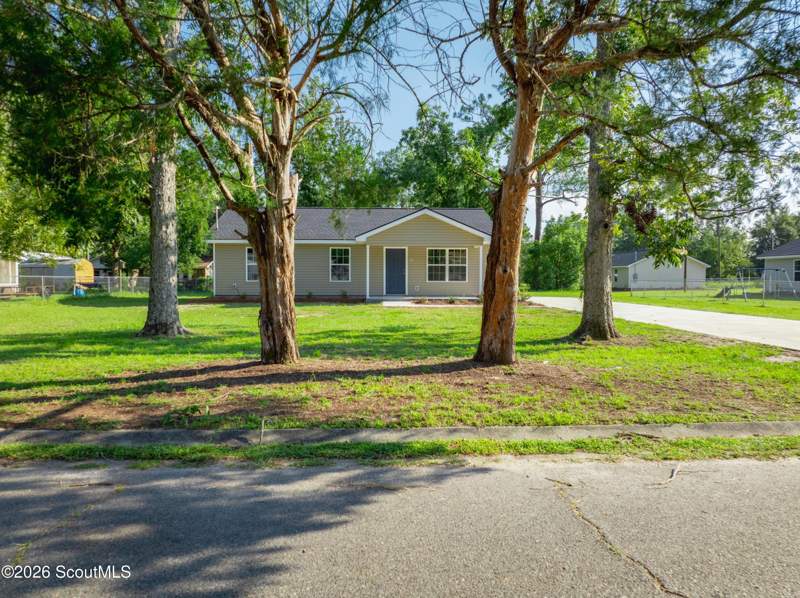 3 bedroom Single Family Residence at 121 Union Street, No Recorded Subdivision, Waycross — photo 1