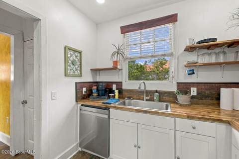 1606 Norwich Street, Brunswick GA - photo 10 of 55