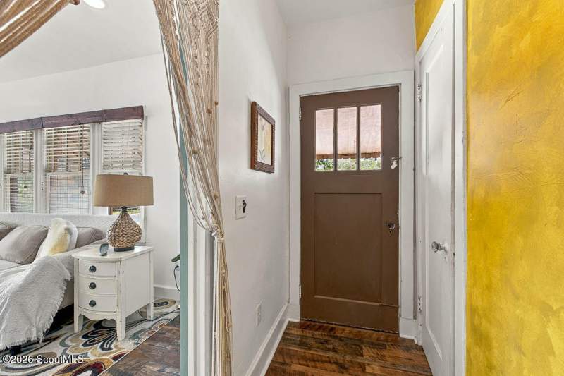 5 bedroom Single Family Residence at 1606 Norwich Street, New Town, Brunswick — photo 4