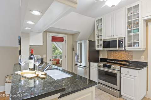 150 Shady Brook Circle, St. Simons Island GA - photo 8 of 45