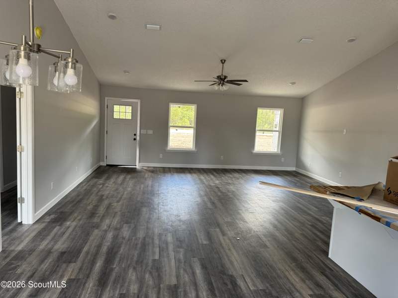 4 bedroom Single Family Residence at 17942 Post Road, No Recorded Subdivision, Waynesville — photo 3